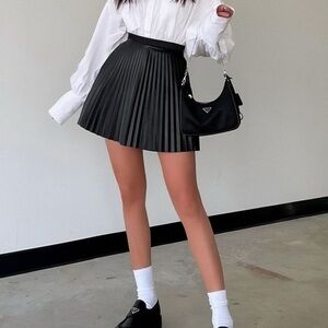 BRAND NEW WITH TAGS Commense Black Mini Skater Skirt